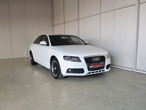Audi A4 2.0 TDI S-Line *Godina:2010*Xenon-LED*17.ke DOTZ Felge*