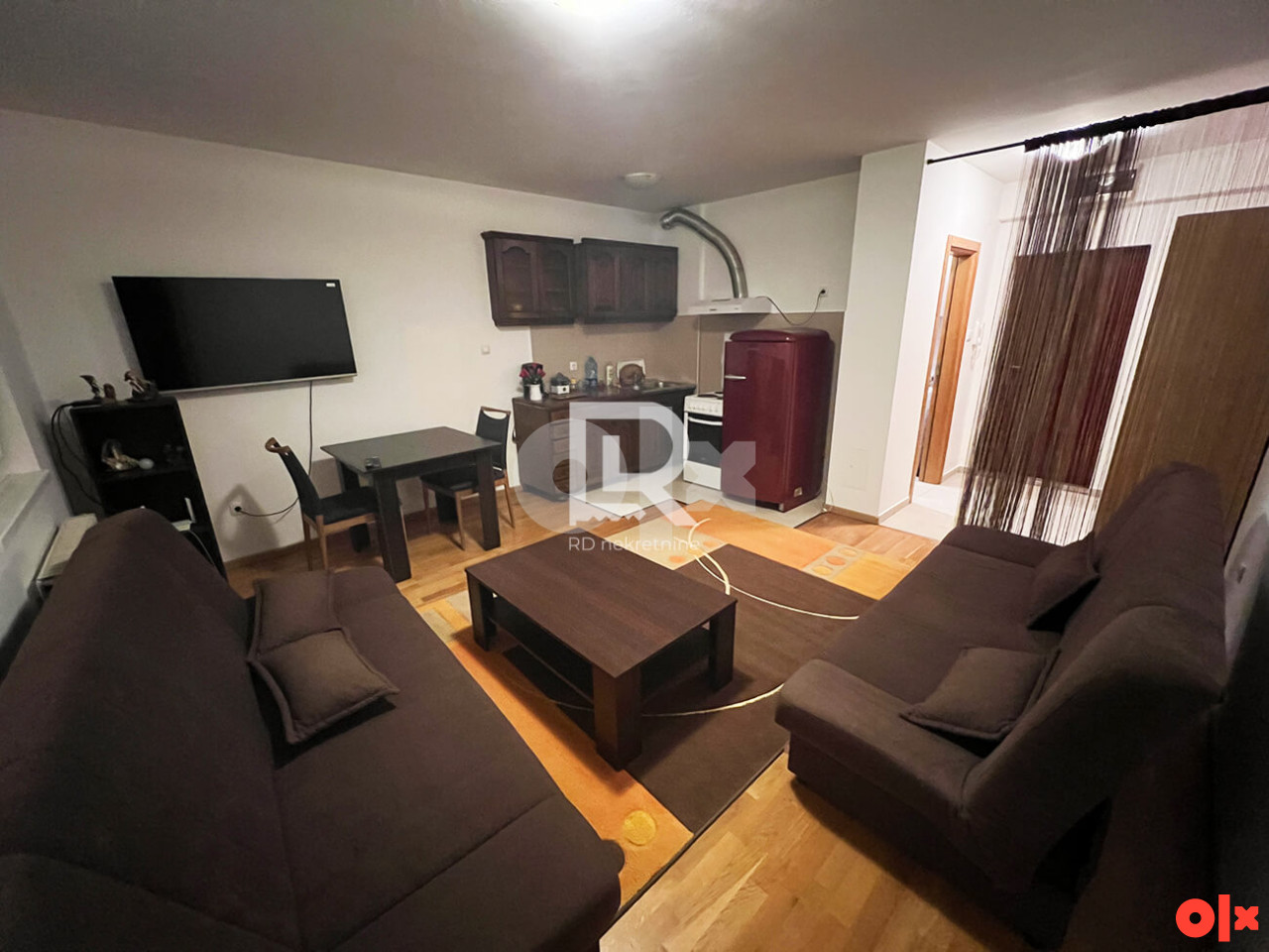 Iznajmljuje se garsonjera 30m2, pod Starčevicom