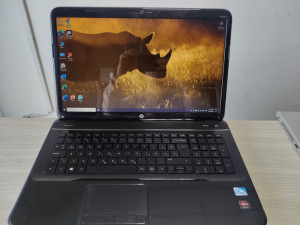 LAPTOP HP INTEL PENTIUM X2 2.4Ghz 8gb ram ssd 256gb 17.3 ati graf