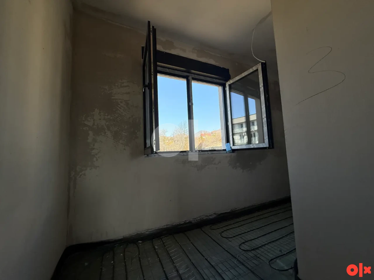 Trosoban stan Vogošća Sarajevo 56 m2 12