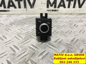 Prekidač Radia volume pojačavanja Audi A4 B9 8W 2018 8W2919616