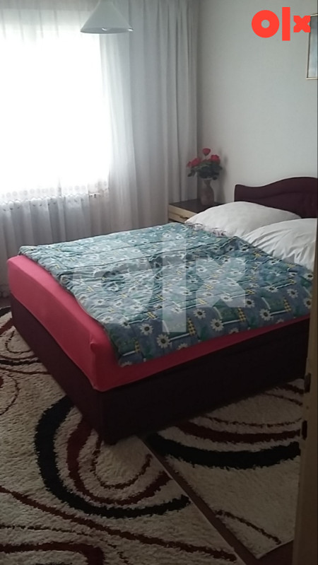 Stambeno poslovna prilika!!!Kuca i poslovni prostor u Doglodima 19