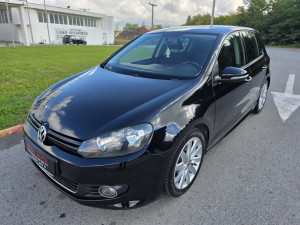 VW GOLF 6 1.6 TDI
2010.GODINA
R-LINE OPTIK URAĐEN VELIKI SERVIS