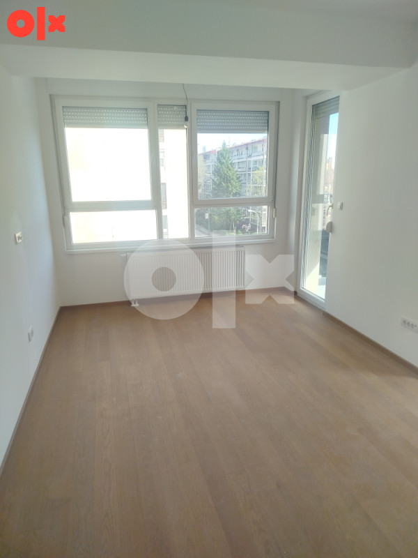 Prodaja stana Banja Luka 98m2 odmah useljiv -centar