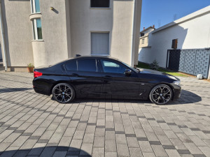 BMW G30 530d xDrive Sport line