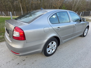 ŠKODA OCTAVIA 1.6 TDI 77kw 2011 god Tek Uvezen