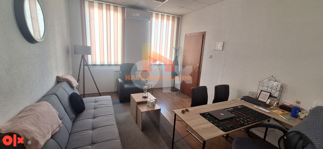 POSLOVNI PROSTOR 21m2, NOVA VAROŠ, NAMJEŠTENA KANCELARIJA - NAJAM 3