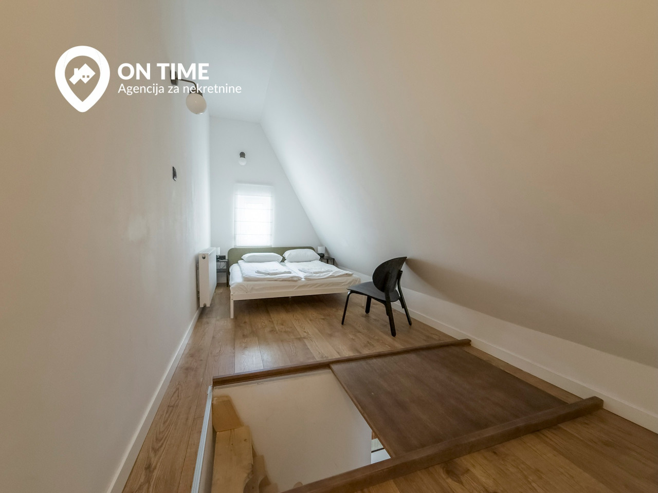 ON TIME prodaje: Luksuzan apartman Jahorina - Dvorišta 22
