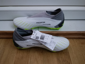 NOVO Kopačke 41 broj Adidas predator accuracy za fudbal nogomet