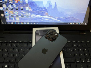 IPHONE 16 PRO MAX 256GB BLACK 95% BAT ODLICAN KUTIJA