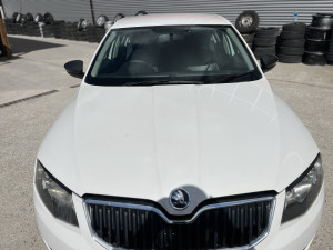 HAUBA PREDNJA OCTAVIA A7 | AUTO KEMO