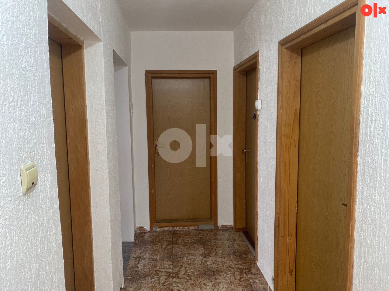Cetvorosoban stan 95 m2 Batva, dugorocni najam - opremljen 2