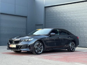 BMW 520d G60 xDrive M Sport Kamera Iconic 2024