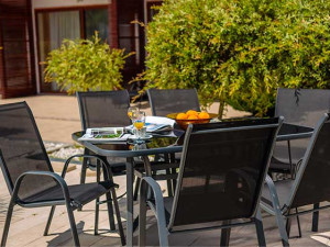 Vrtna porodična garnitura crni sto 150x90cm+6 stolica AKCIJA