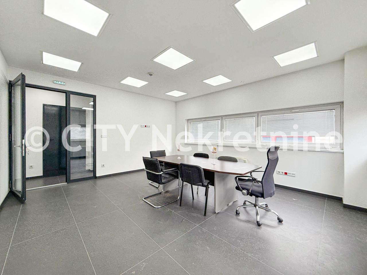 Poslovni prostor - Ilidža - Mostarsko Raskršće - 200 m2 2