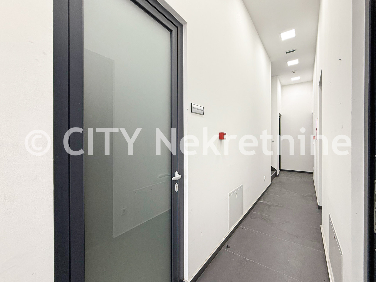 Poslovni prostor - Ilidža - Mostarsko Raskršće - 200 m2 21