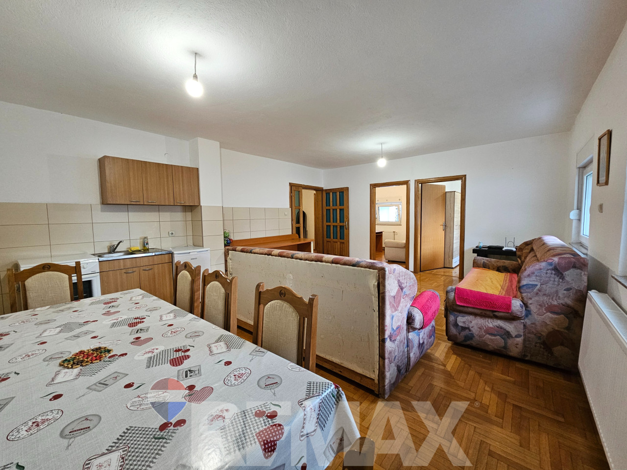 Prizemlje kuće za najam | 5 spavaćih soba | 115 m2 3