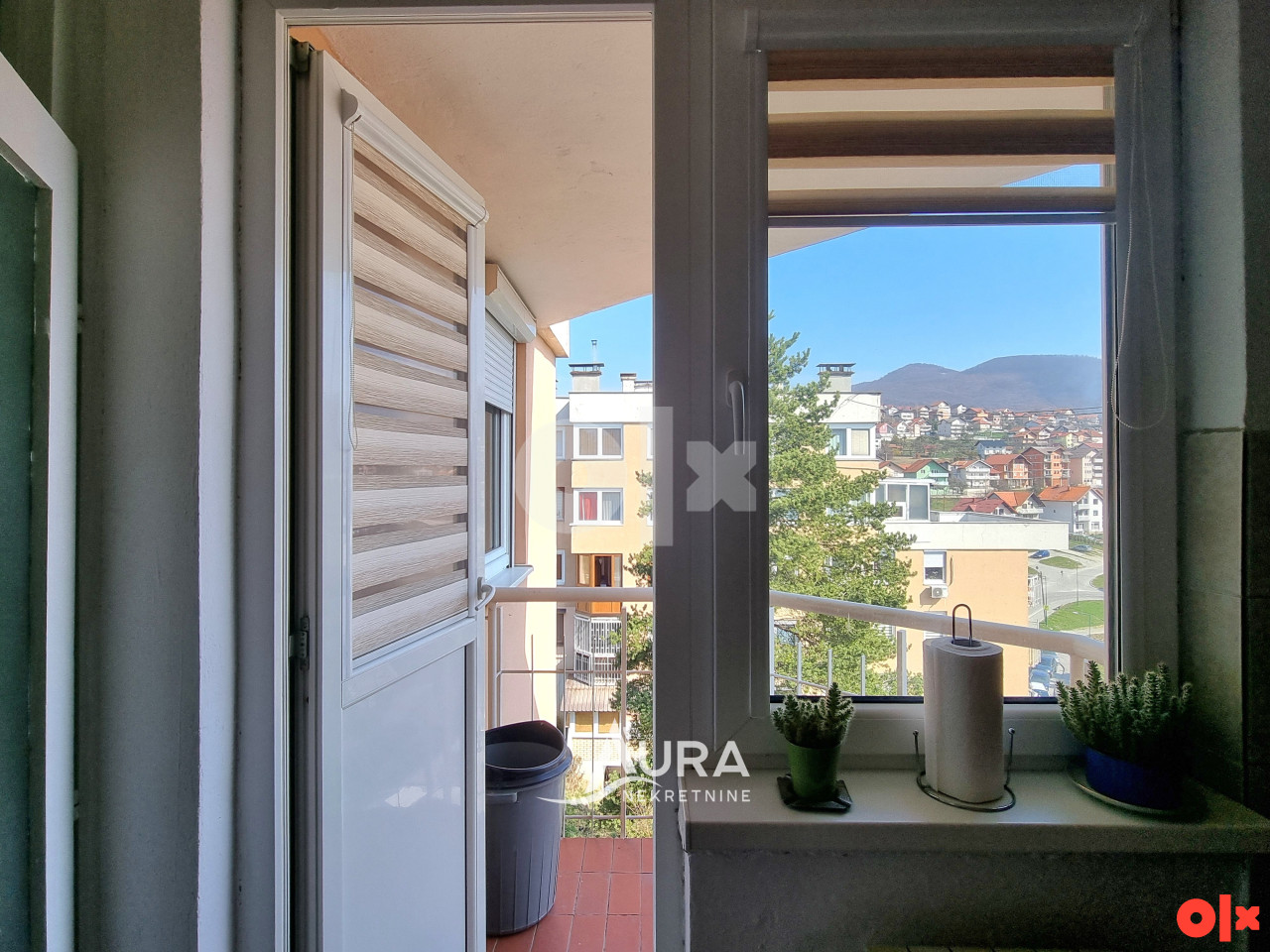 AURA/ Stan sa pogledom 65m2 (68m2) / Vogošća 12