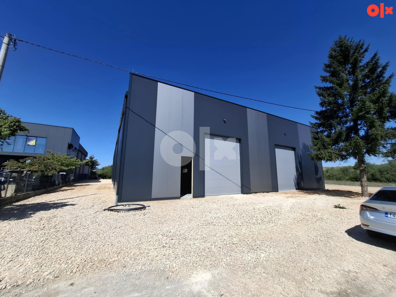 Poslovni prostor Živinice 1250m2 3