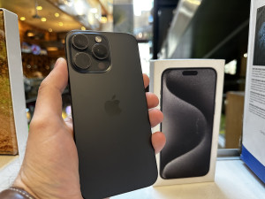 Iphone 15 Pro Max 256 86%*6mj.garancija*