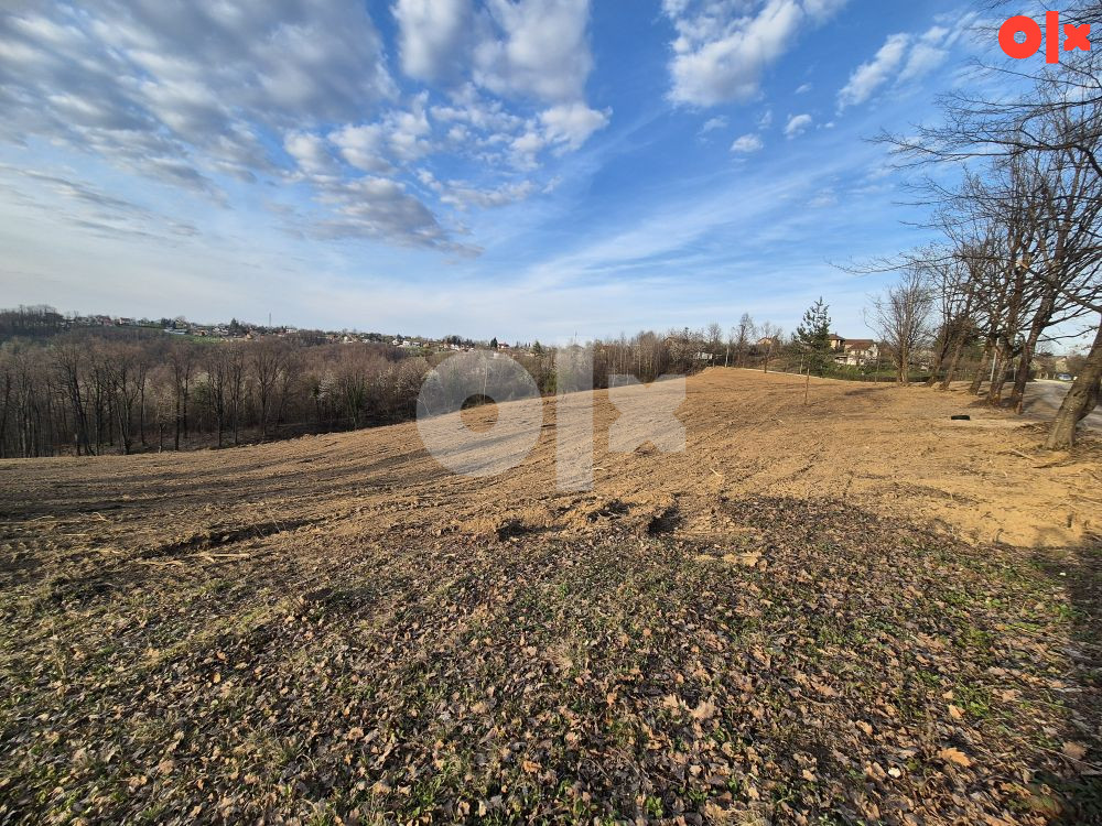 Placevi: 864m2 - 1540m2 -Gornja Česma/Krčmarice 3
