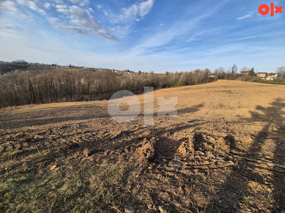 Placevi: 864m2 - 1540m2 -Gornja Česma/Krčmarice 8