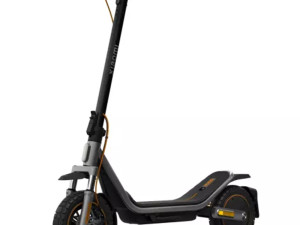 XIAOMI električni romobil 6 Pro Crna