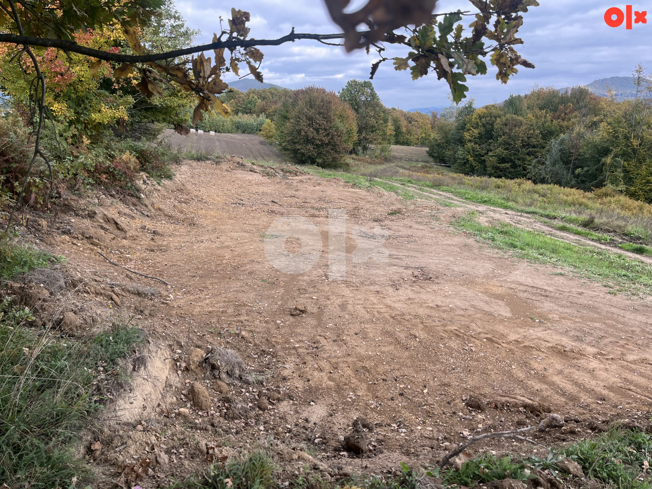 Zemljište Granice Busovača 3600 m2 063/846-898 3