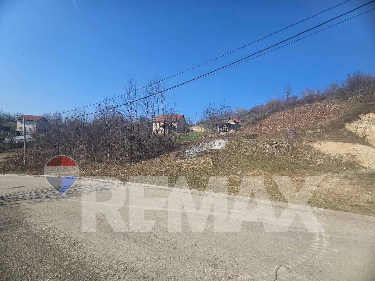 Plac 708m2/ građevinska dozvola/Drakulić 2