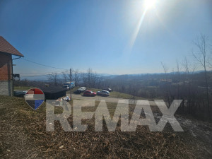 Plac 708m2/ građevinska dozvola/Drakulić