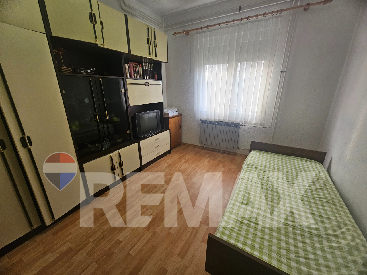 Odlična prilika- 4400m2 zemljišta sa kućom/Veliko Blaško 8