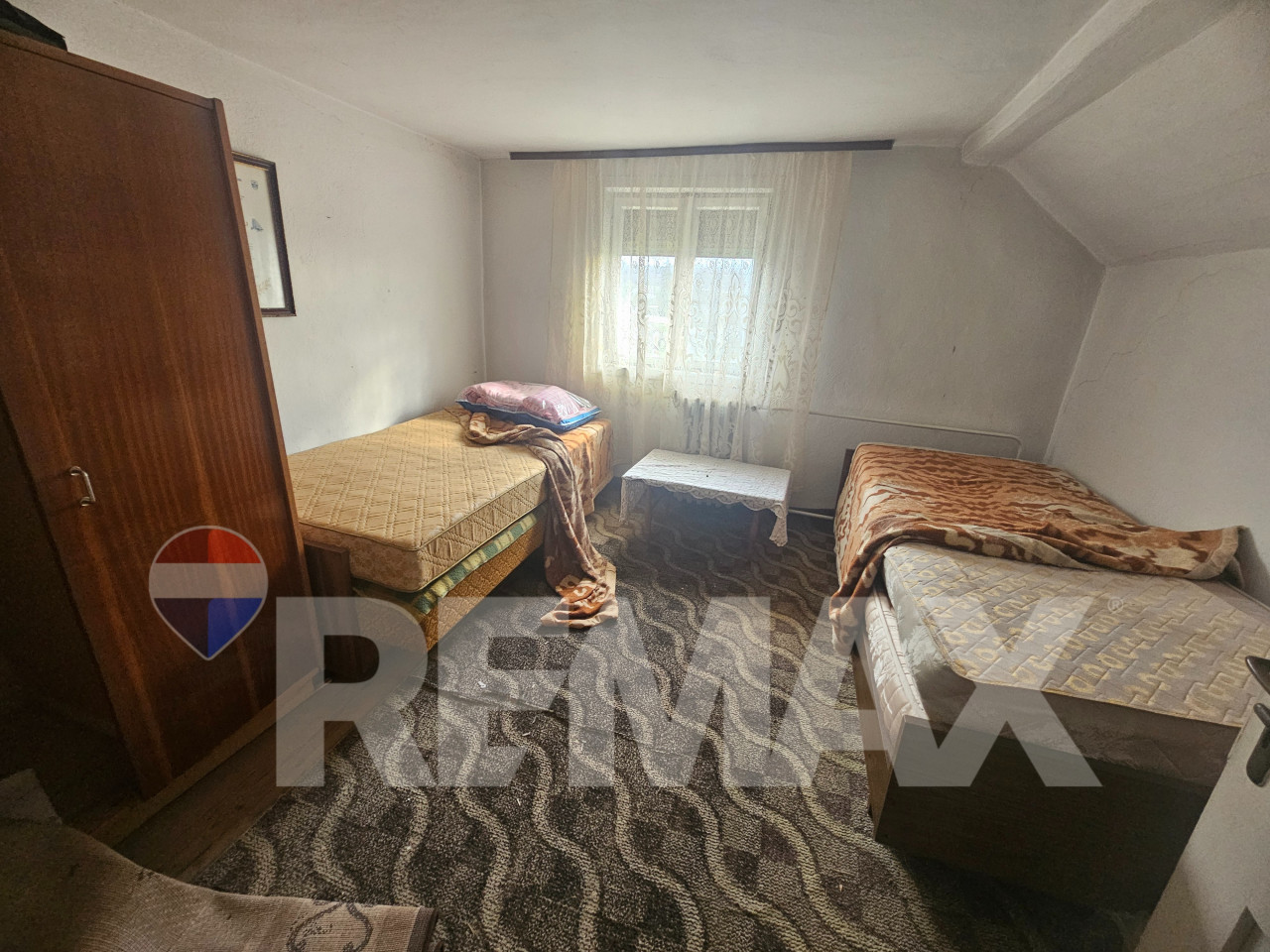 Odlična prilika- 4400m2 zemljišta sa kućom/Veliko Blaško 11