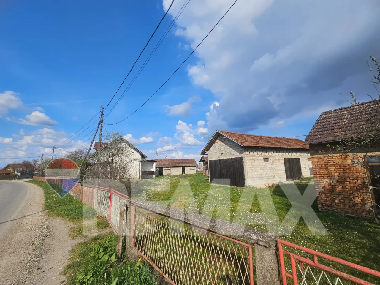 Odlična prilika- 4400m2 zemljišta sa kućom/Veliko Blaško 15