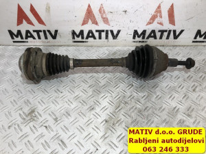 Poluosovina LIJEVA VW Passat B8 2,0 TDI 2015