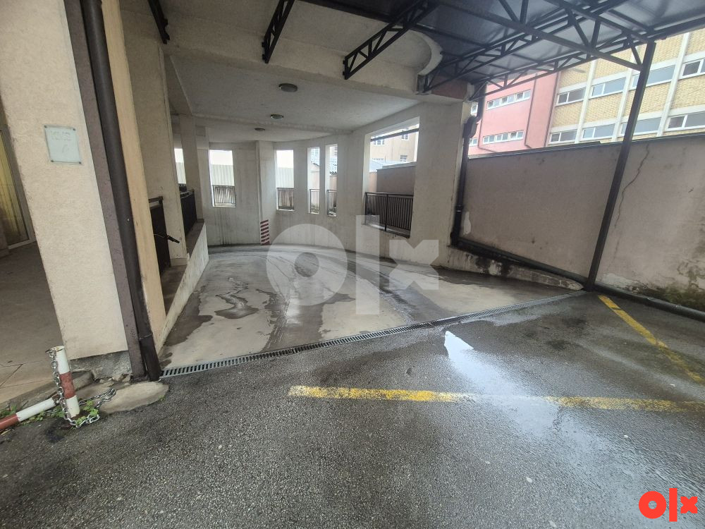 Parking mjesta - garaže  16m2-33m2, Centar BL