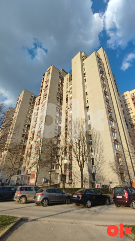 Alipašino Polje garsonjera 27m2-Novi Grad