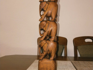 AKCIJA -60% Vintage Elephant Tower rucno rezbarena drvena ku slon