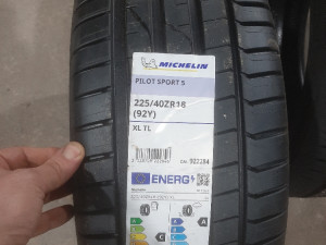 225 40 18 R18 Michelin Pilot Sport 5 PS ljetne gume