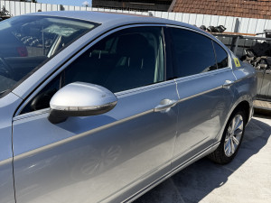 Pasat 8 lijeva vrata