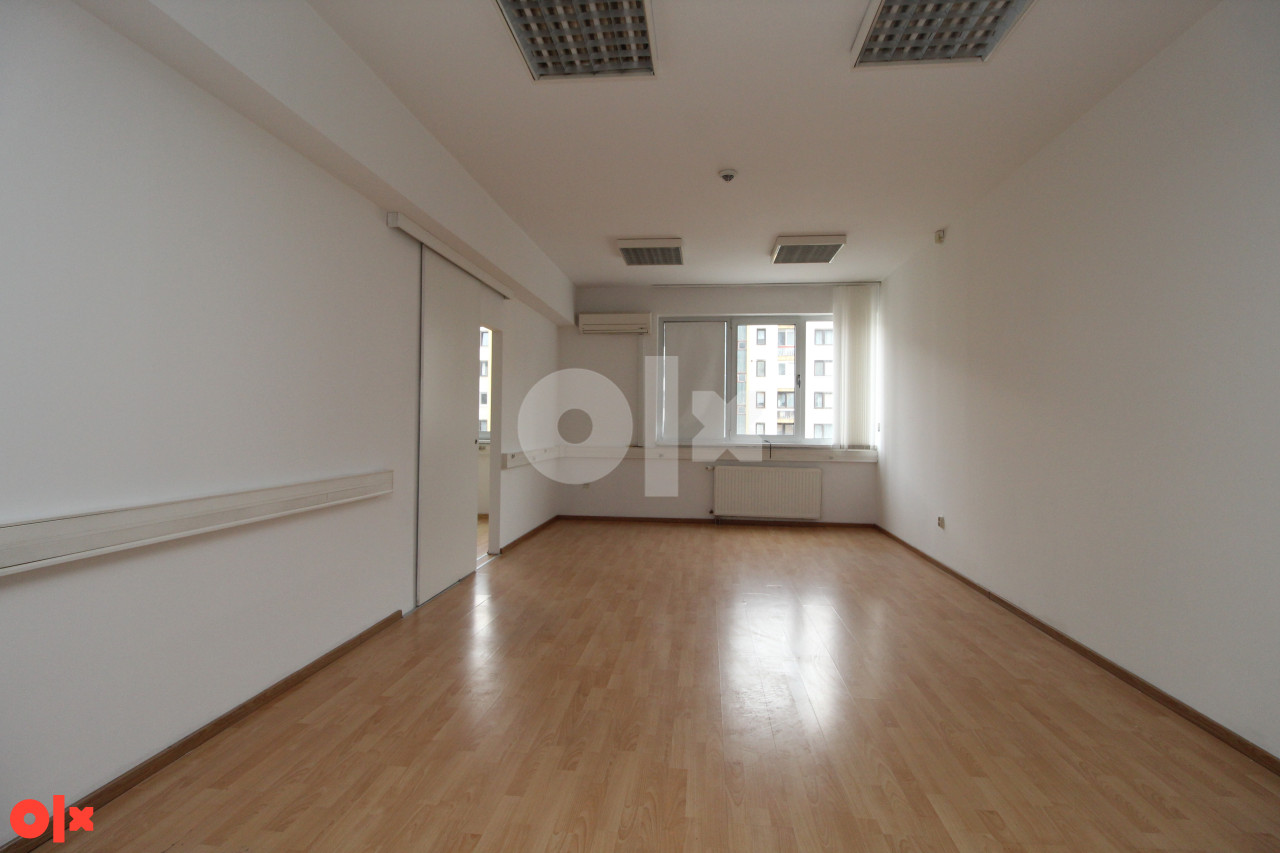 100938 Poslovni prostor 330m2, Socijalno 9