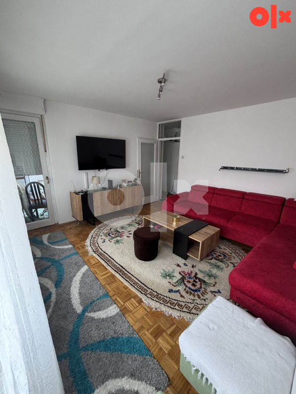 Komforan porodični stan 73m2 Rajka Bosnica, Starčevica