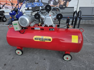 KOMPRESOR ZA ZRAK VAZDUH 300L NEVISIMIG 3X65 TROFAZNI
