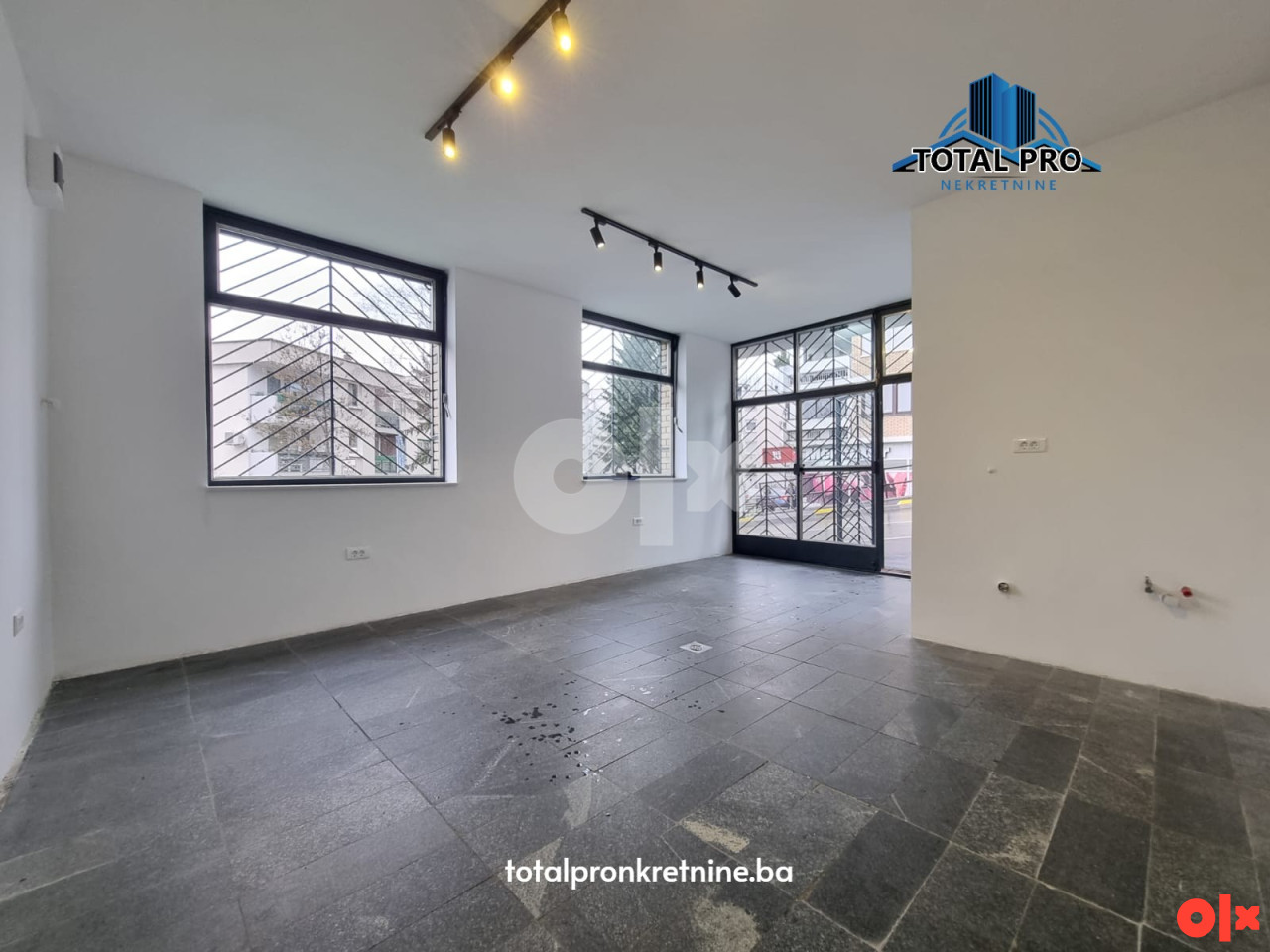 TOTAL PRO / Poslovni prostor 22m2 / Koševsko Brdo 3