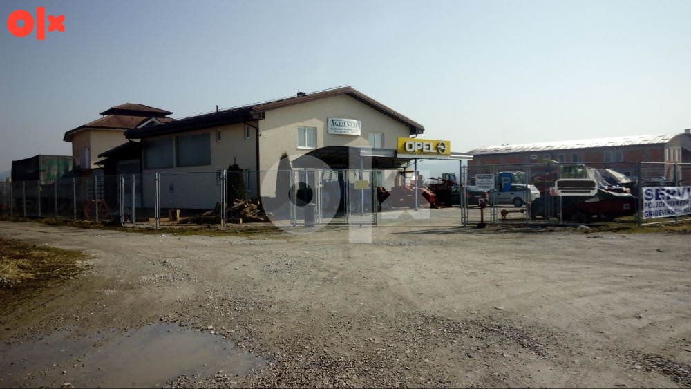 Poslovno-stambeni objekat sa 3000m2 zemljišta 2