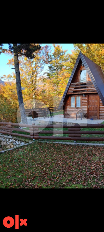 Rujiste vikendica