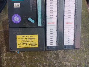 PLC SIEMENS S7-300
