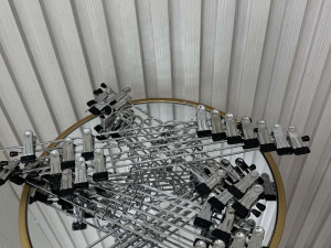 Viješalice za odijeću metalne sa štipaljkama više stotina komada