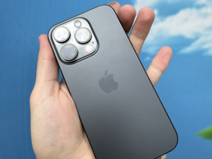 iPhone 15 Pro 256GB zdravlje 86%