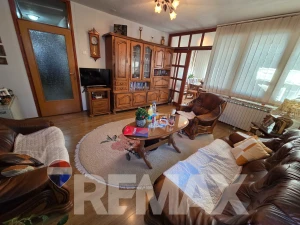 Odličan trosoban stan u Romanijskoj ulici, 73m2, ostava 4m2 photo 3