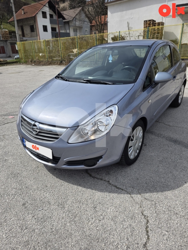 Opel Corsa D 2007godina 1.3 dizel registrovana